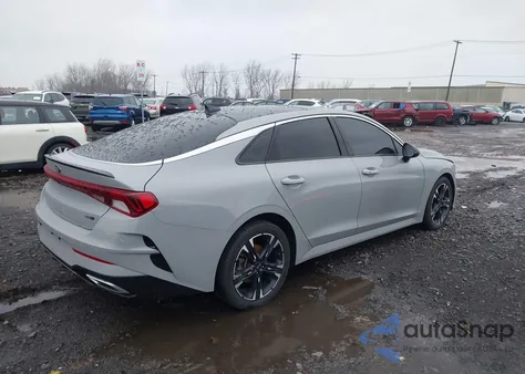 2021 Kia K5 Gt-Line z USA, uszkodzony, nr VIN 5XXG64J24MG064082